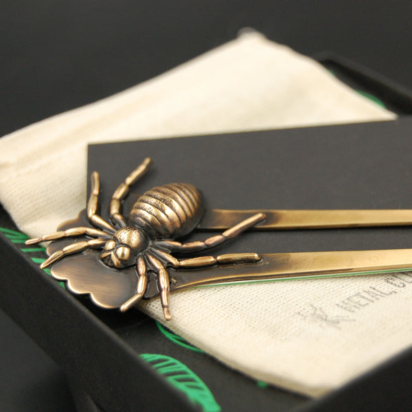 Spider Hair Comb, Perfect for Gothic Wedding or Halloween, Hair Accessory for Updo, Spider Hair Pin for Costume