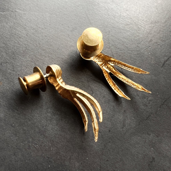 Gothic Handmade Brass Bird Claw Brooch – Vintage Talon Pin